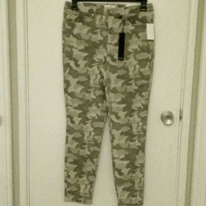 Nicole Miller Women's Skinny Size 14